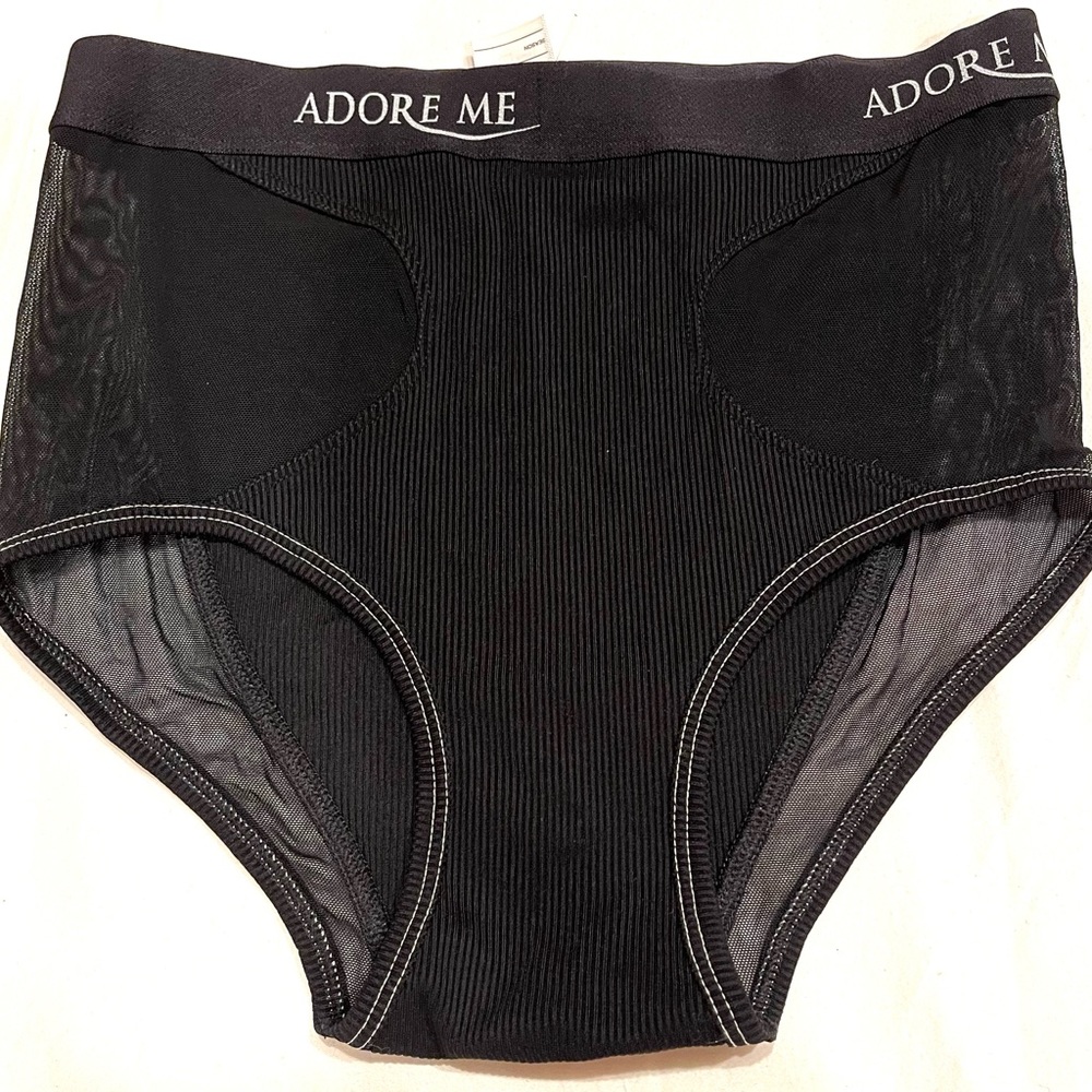 Bundle of 4 Brandnew Adore Me Black, Pink, Nude and White Lace Design Panty